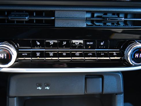 Used 2024 Honda Prologue EX image 26