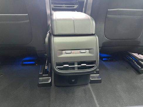 Used 2026 Lincoln Nautilus Premier w/ Equipment Group 102A AWD/4WD image 15