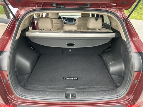 Used 2017 Hyundai Tucson SE Plus AWD/4WD image 17
