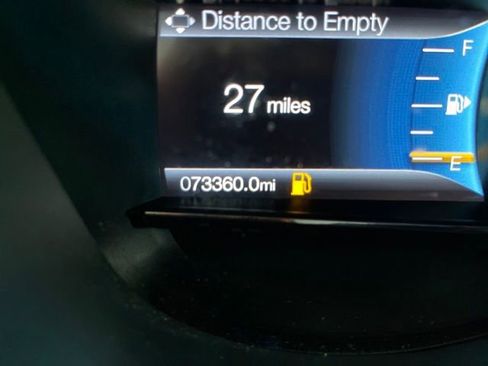 Used 2018 Ford Explorer XLT w/ Equipment Group 202A image 16