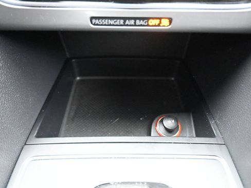 Used 2012 Volkswagen Passat 2.5 S FWD image 17