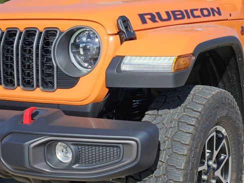 New 2025 Jeep Gladiator Rubicon w/ Convenience Group image 8