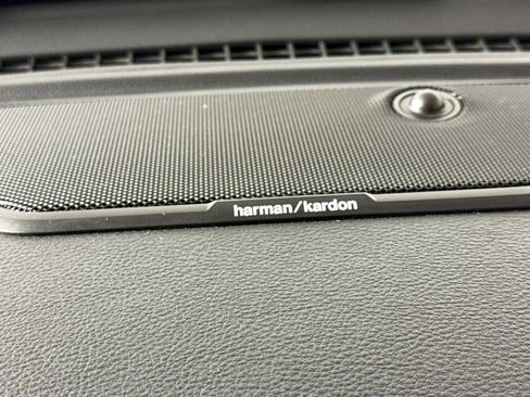 Used 2019 RAM 1500 Laramie image 24