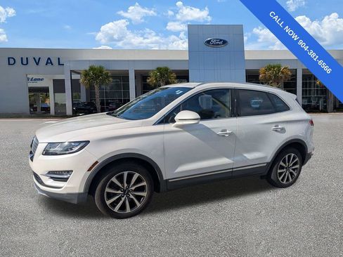 Used 2019 Lincoln MKC Reserve w/ MKC Climate Package FWD image 8