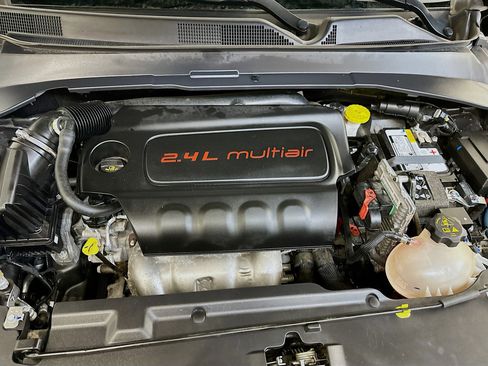 Used 2022 Jeep Compass Latitude image 33