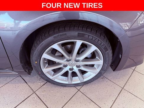 Used 2014 Toyota Avalon XLE Touring image 4