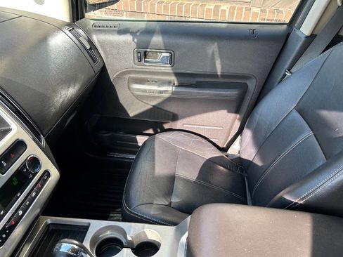 Used 2010 Ford Edge Limited image 12