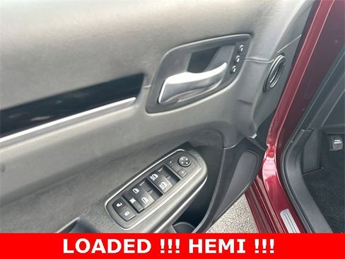 Used 2023 Chrysler 300 C image 20