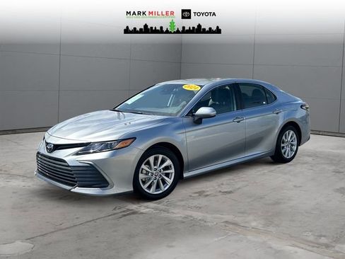 Certified 2024 Toyota Camry LE image 1
