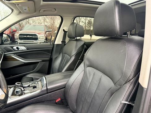 Used 2020 BMW X7 xDrive40i w/ Parking Assistance Package image 34