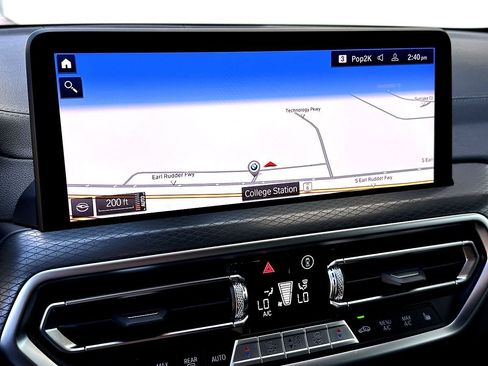 Certified 2025 BMW X4 M40i image 19