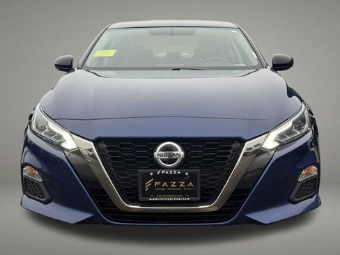Used 2019 Nissan Altima 2.5 SR w/ SR Premium Package AWD/4WD image 9