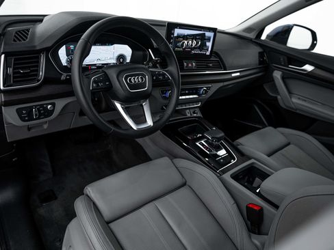 Certified 2023 Audi Q5 2.0T Prestige w/ Prestige Package AWD/4WD image 9