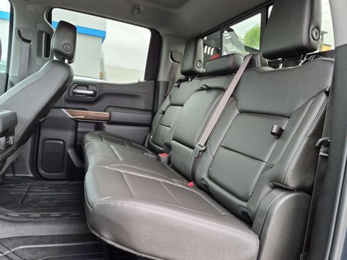 Used 2019 Chevrolet Silverado 1500 LT Trail Boss AWD/4WD image 24