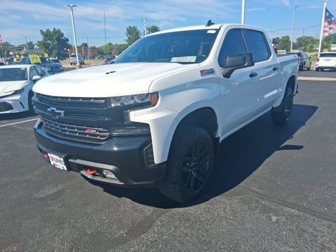 Used 2021 Chevrolet Silverado 1500 LT Trail Boss w/ Bed Protection Package AWD/4WD image 5