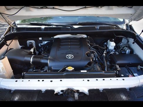 Used 2016 Toyota Tundra SR w/ Tow Package RWD image 39