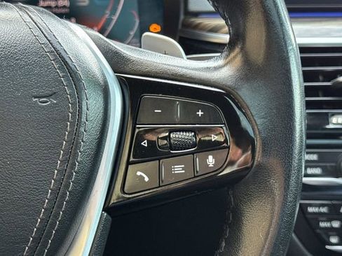 Used 2020 BMW 530i w/ Convenience Package image 28