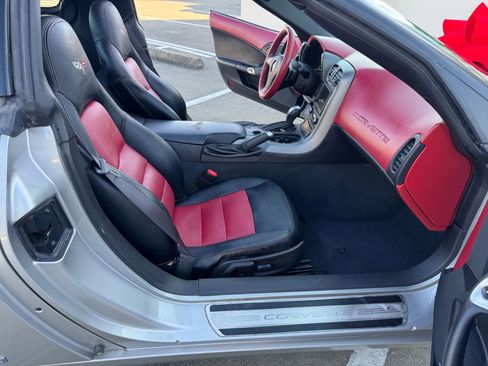 Used 2007 Chevrolet Corvette Coupe w/ Preferred Equipment Group image 62