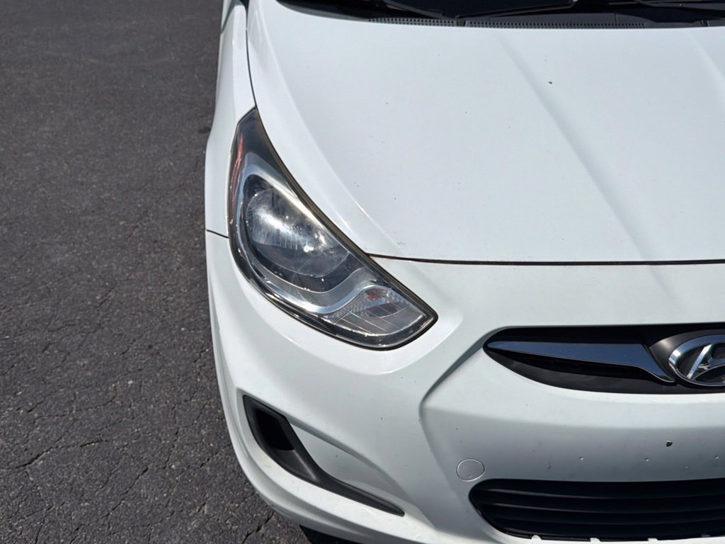 Used 2013 Hyundai Accent GS FWD image 15