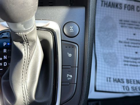 Used 2023 Hyundai Kona Limited image 22