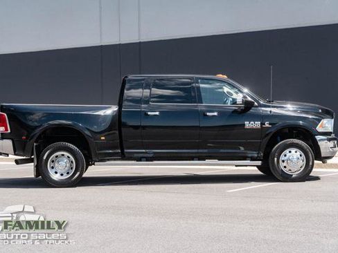 Used 2014 RAM 3500 Laramie AWD/4WD image 12