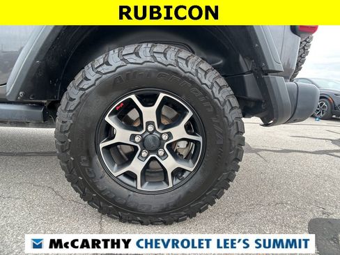 Used 2018 Jeep Wrangler Unlimited Rubicon w/ Dual Top Group image 17
