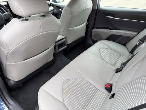 Used 2024 Toyota Camry SE image 20