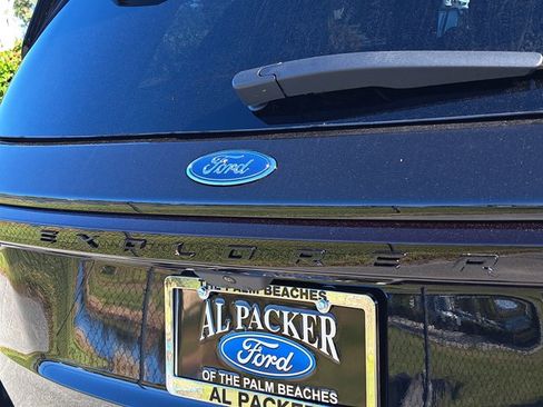 New 2026 Ford Explorer ST-Line w/ ST-Line Street Pack image 10