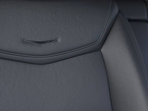 New 2026 Cadillac XT5 Luxury w/ LPO, Floor Liner Package AWD/4WD image 21