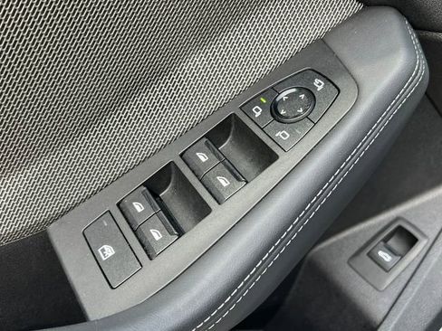 Used 2025 BMW 228i xDrive image 17