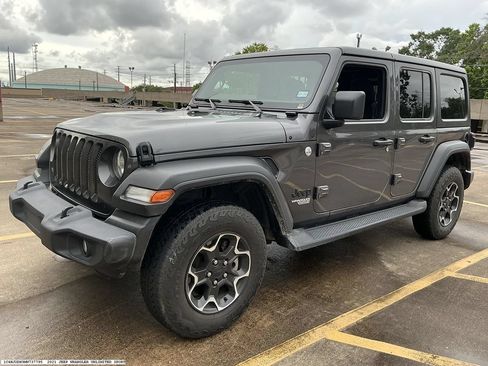 Used 2021 Jeep Wrangler Unlimited Sport AWD/4WD image 4