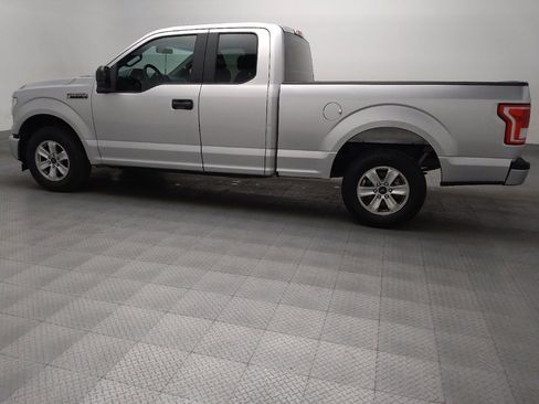Used 2017 Ford F150 XL w/ Equipment Group 101A Mid RWD image 3