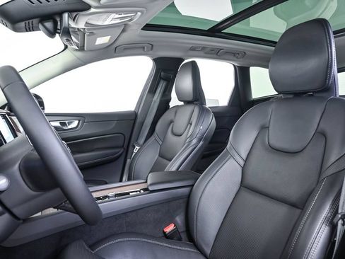 Certified 2024 Volvo XC60 T8 Ultimate w/ Protection Package Premier AWD/4WD image 7