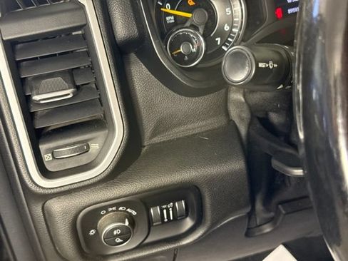 Used 2019 RAM 1500 Big Horn AWD/4WD image 19