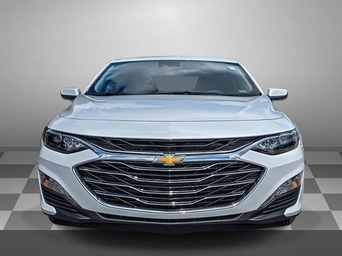 Used 2025 Chevrolet Malibu LT FWD image 2