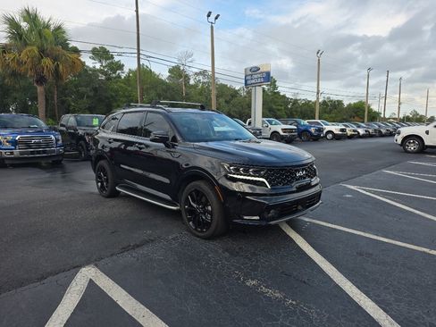 Used 2023 Kia Sorento SX AWD/4WD image 9