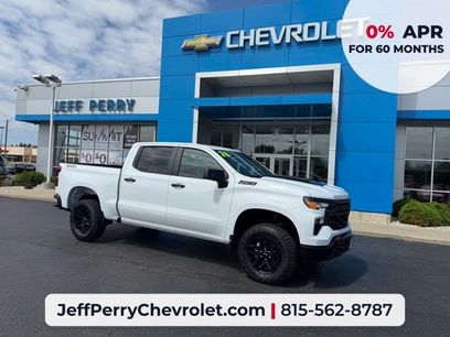 New 2026 Chevrolet Silverado 1500 Custom Trail Boss w/ LPO, Dark Essentials Package