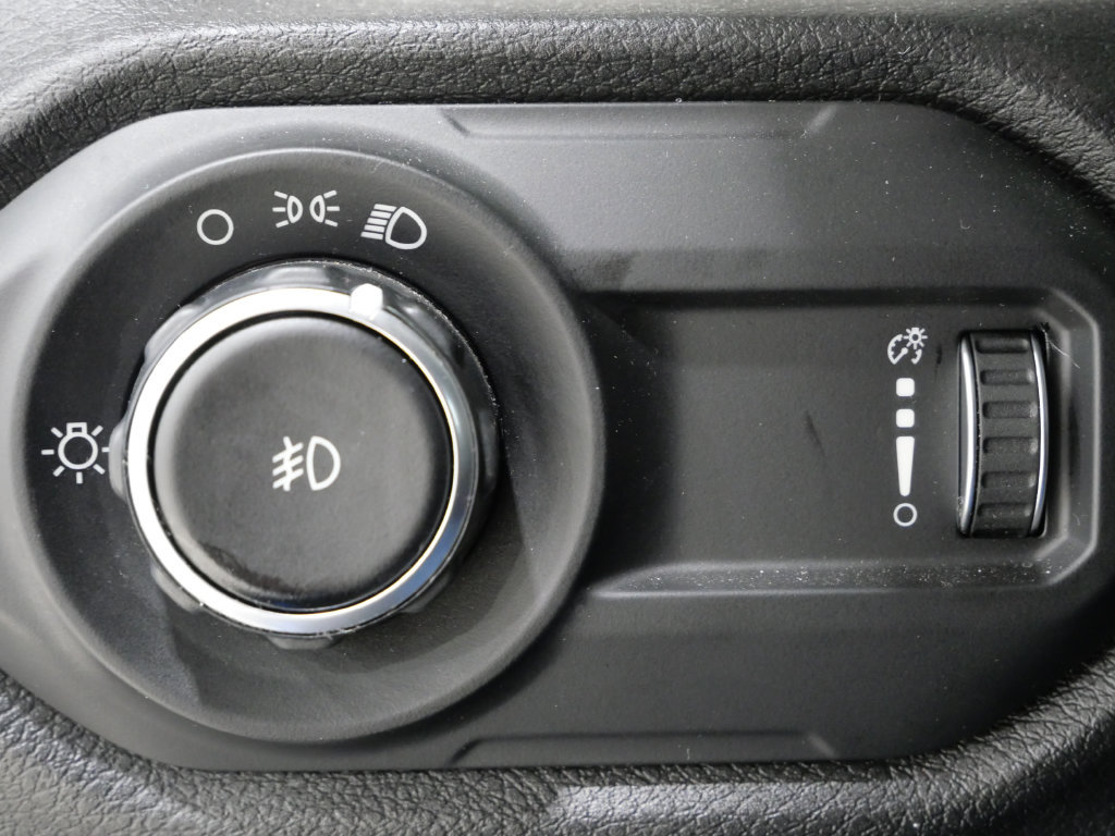 Used 2024 Jeep Wrangler Unlimited Sport AWD/4WD image 15