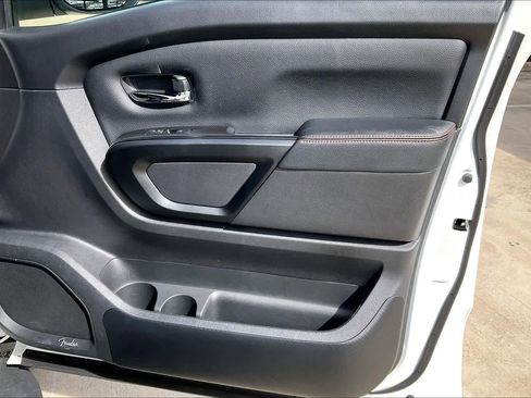 Used 2024 Nissan Titan PRO-4X w/ Pro-4x Convenience Package image 22