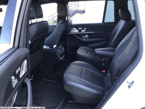 Used 2021 Mercedes-Benz GLS 450 4MATIC image 9