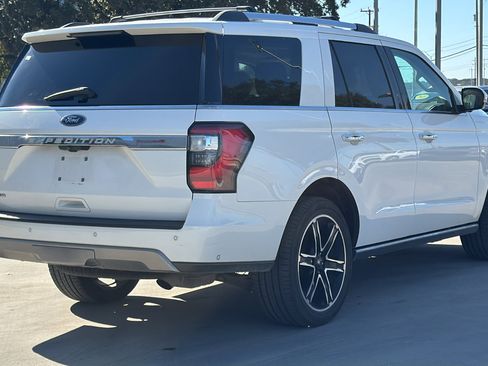 Used 2020 Ford Expedition Limited w/ Special Edition Package image 7