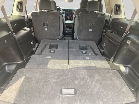 Used 2021 Jeep Grand Cherokee L Laredo w/ Luxury Tech Group I AWD/4WD image 28