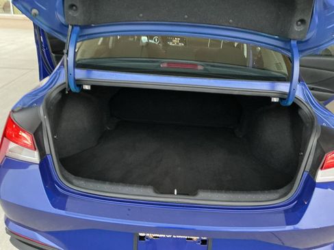 Certified 2023 Hyundai Elantra SEL w/ Convenience Package image 14