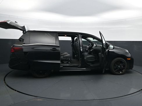 Used 2025 Honda Odyssey Sport-L image 31