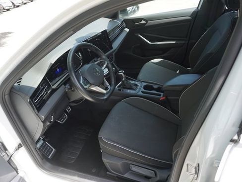 Used 2025 Volkswagen Jetta Sport FWD image 14