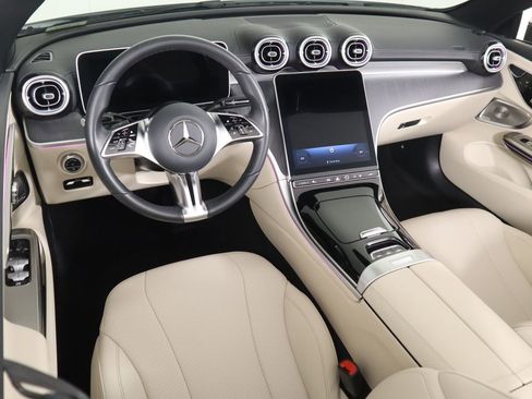 Certified 2025 Mercedes-Benz CLE 300 4MATIC Cabriolet image 17