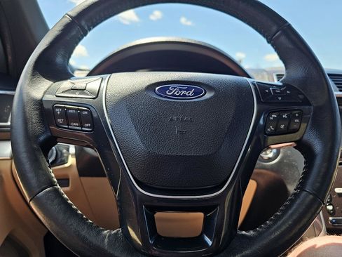 Used 2016 Ford Explorer Limited w/ Equipment Group 301A AWD/4WD image 10