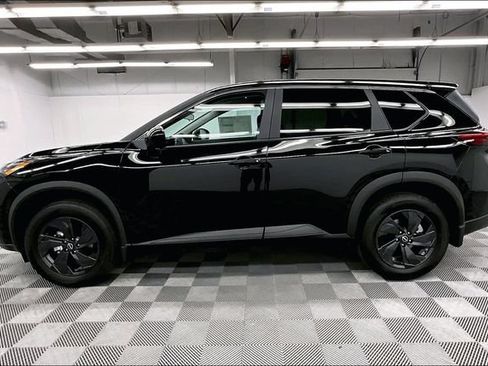 New 2026 Nissan Rogue SV w/ Cold Weather Package AWD/4WD image 17