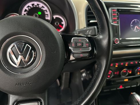 Used 2019 Volkswagen Beetle 2.0T SE image 22