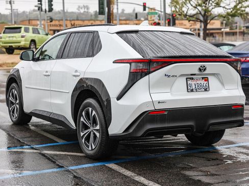 Certified 2024 Toyota bZ4X XLE image 21